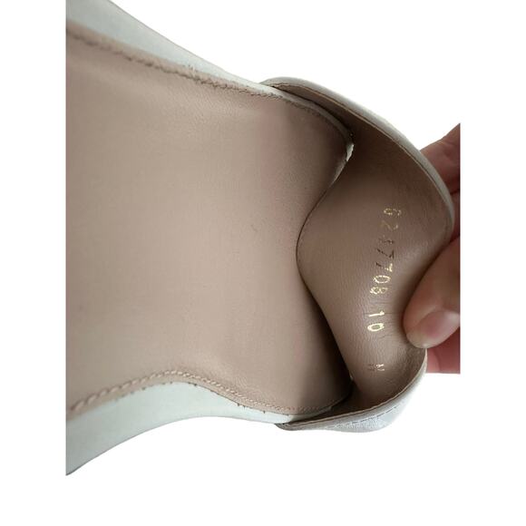 Stuart Weitzman white capri platform sandals size 10 - Picture 8 of 9